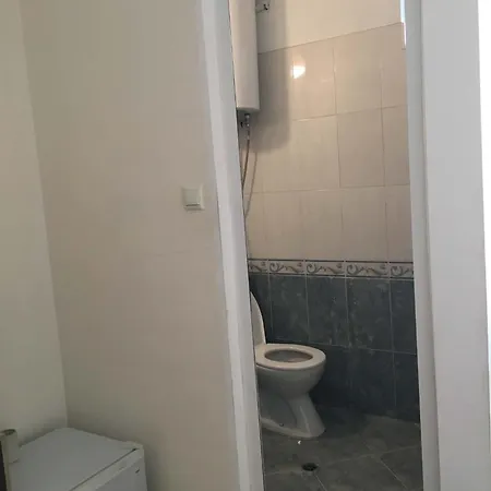 къща йорданови 3* تشيرنوموريتس